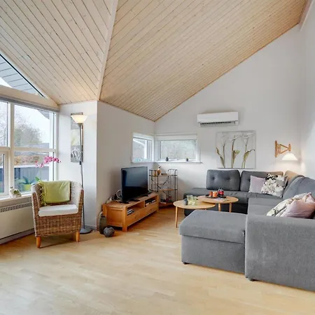 Daina - 400m To The Fjord By Interhome Feriehus *
