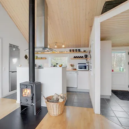 Daina - 400m To The Fjord By Interhome Feriehus *