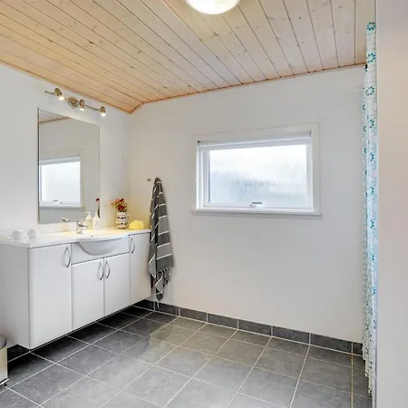 Daina - 400m To The Fjord By Interhome Vemb
